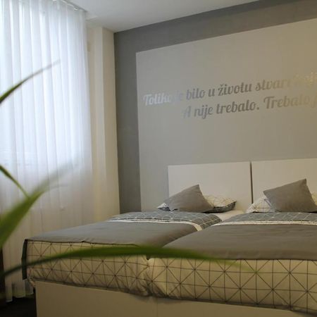 Motel Korzo Bihać Esterno foto