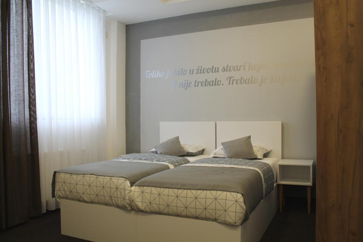 Motel Korzo Bihać Esterno foto